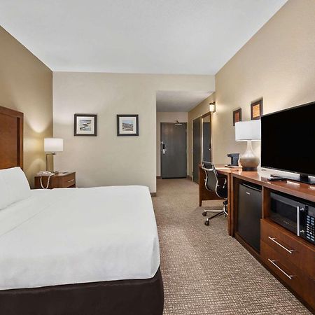 Comfort Inn Fort Myers Northeast מראה חיצוני תמונה