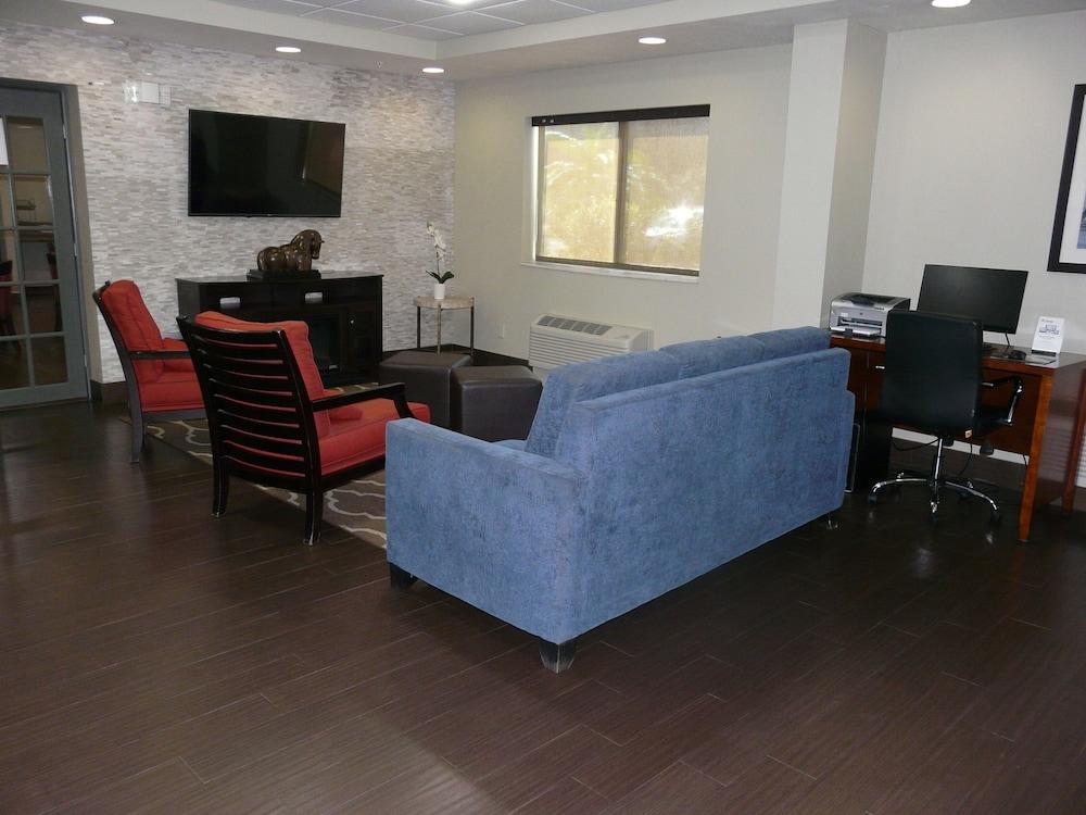 Comfort Inn Fort Myers Northeast מראה חיצוני תמונה