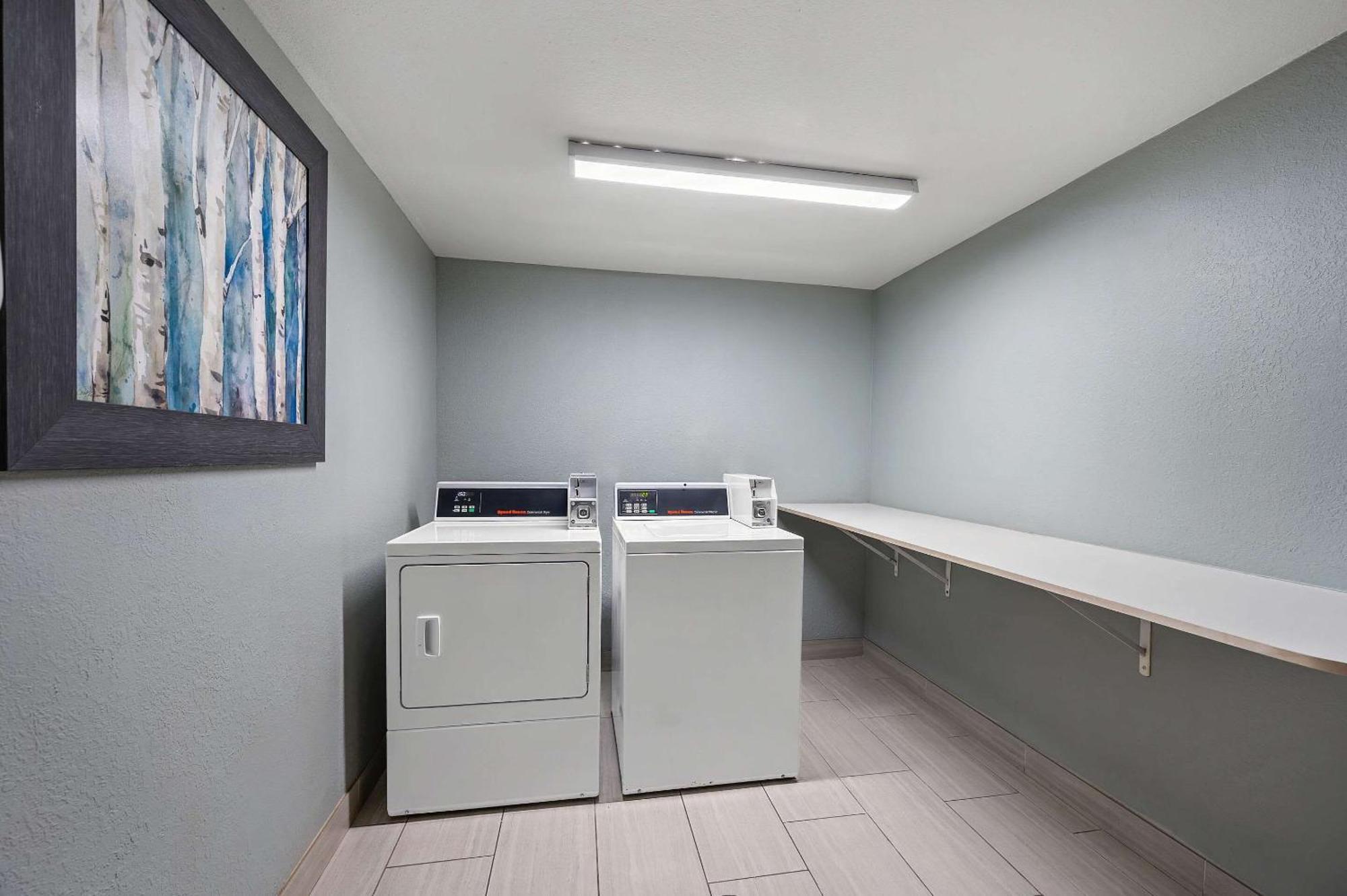 Comfort Inn Fort Myers Northeast מראה חיצוני תמונה