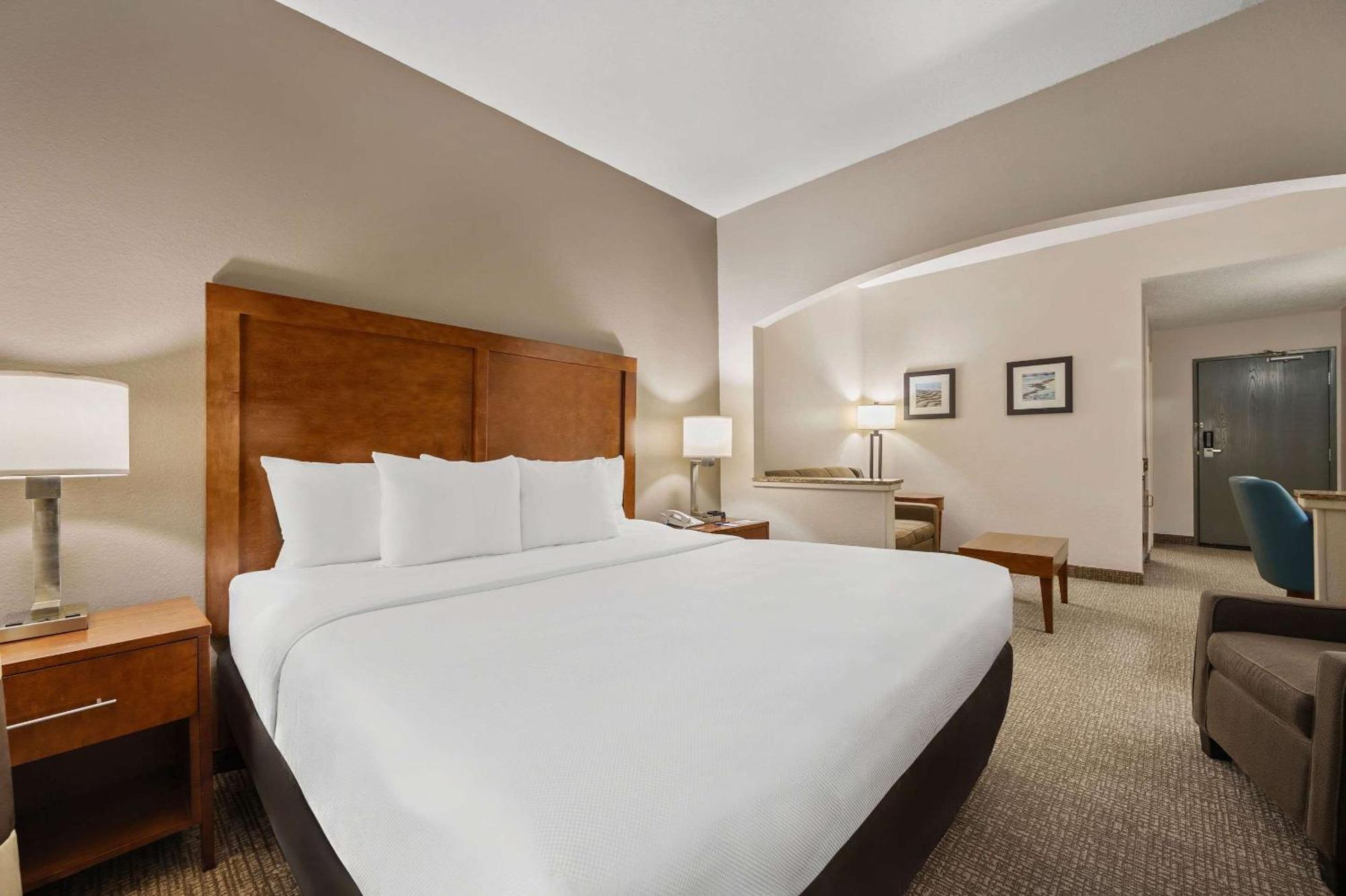 Comfort Inn Fort Myers Northeast מראה חיצוני תמונה